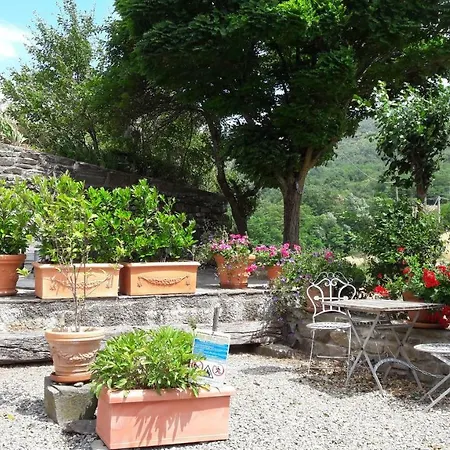 Italian Holiday Home: Casa Del Porticato 펜션